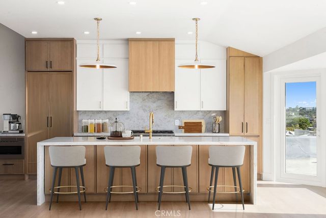 2719 Setting Sun, Corona Del Mar, CA 92625