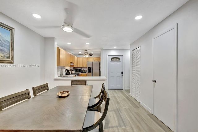 499 SE 13th St 7E, Fort Lauderdale, FL 33316