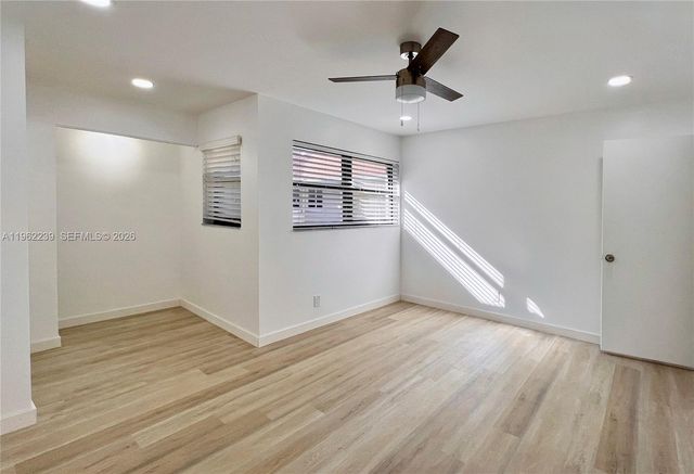 499 SE 13th St 7E, Fort Lauderdale, FL 33316