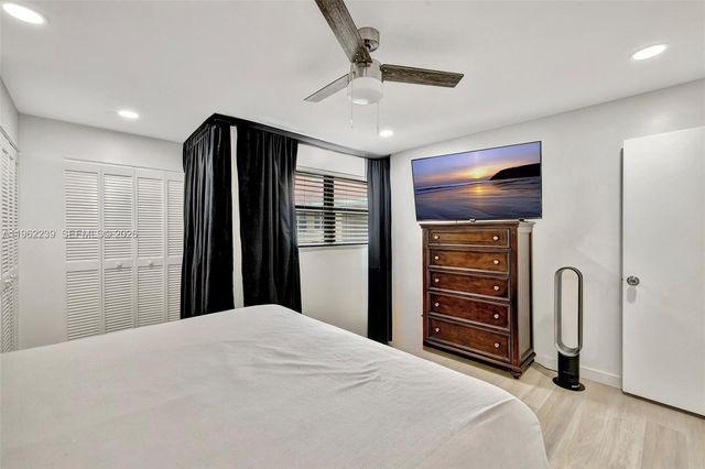 499 SE 13th St 7E, Fort Lauderdale, FL 33316