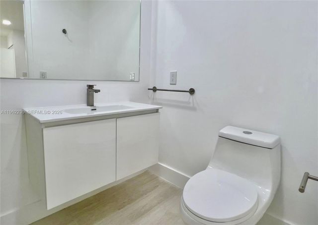 499 SE 13th St 7E, Fort Lauderdale, FL 33316