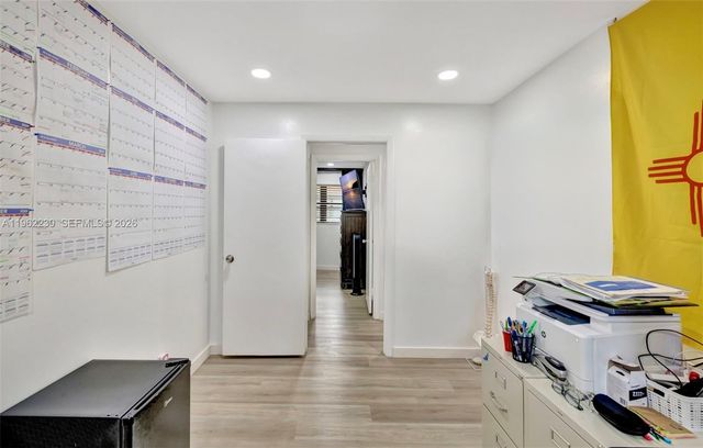 499 SE 13th St 7E, Fort Lauderdale, FL 33316