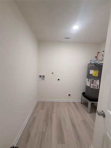 5011 Brisbane Drive, Houston, TX 77048