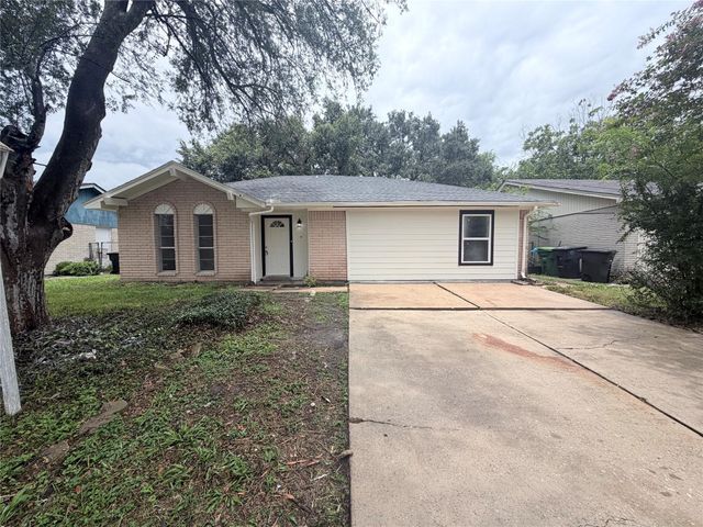 5011 Brisbane Drive, Houston, TX 77048