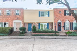 5805 Valley Forge Drive 96, Houston, TX 77057