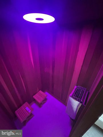 2233 VISTA CIR, East Stroudsburg, PA 18302