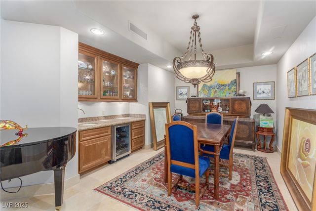 9101 Alta Drive 203, Las Vegas, NV 89145