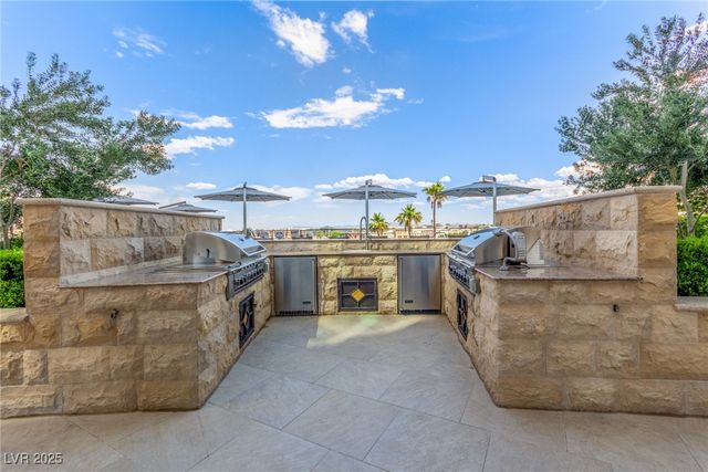 9101 Alta Drive 203, Las Vegas, NV 89145