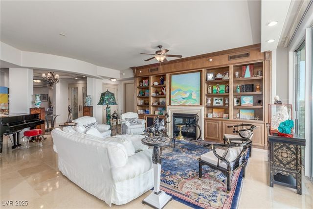 9101 Alta Drive 203, Las Vegas, NV 89145