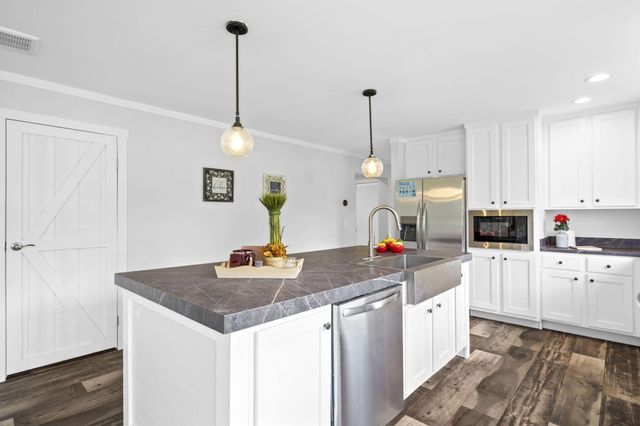 239 Bear Oak Drive, Dunlap, TN 37327