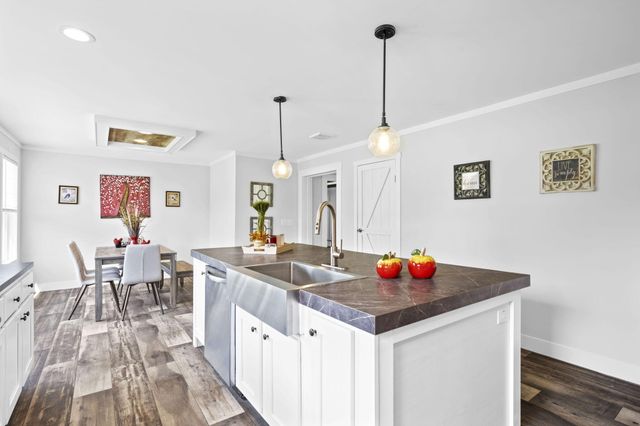 239 Bear Oak Drive, Dunlap, TN 37327