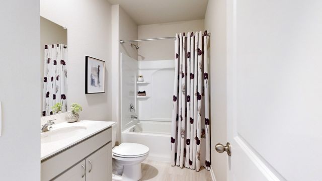 5145 168th Street, Urbandale, IA 50322