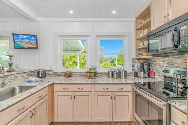 1525 Havens Dr., North Myrtle Beach, SC 29582