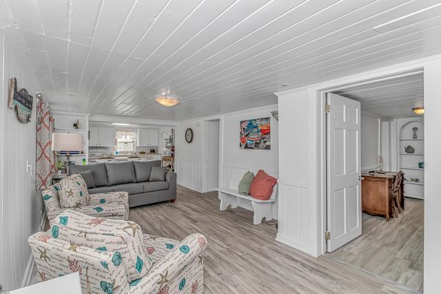 1525 Havens Dr., North Myrtle Beach, SC 29582