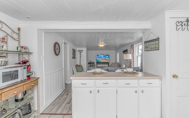 1525 Havens Dr., North Myrtle Beach, SC 29582