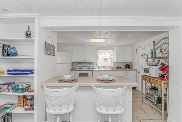 1525 Havens Dr., North Myrtle Beach, SC 29582