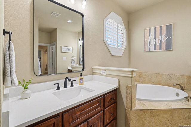 1015 Slumber, San Antonio, TX 78260