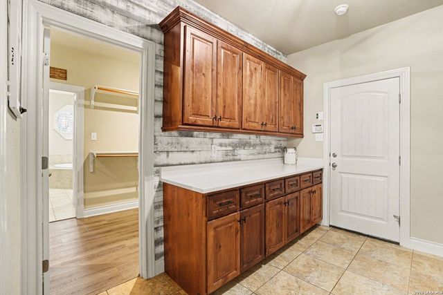 1015 Slumber, San Antonio, TX 78260