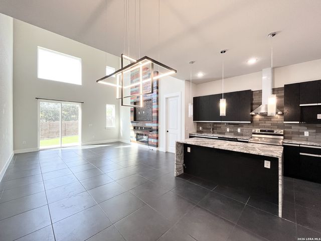 10714 Pharaoh Run, San Antonio, TX 78254