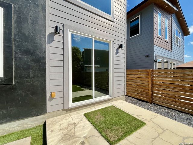 10714 Pharaoh Run, San Antonio, TX 78254