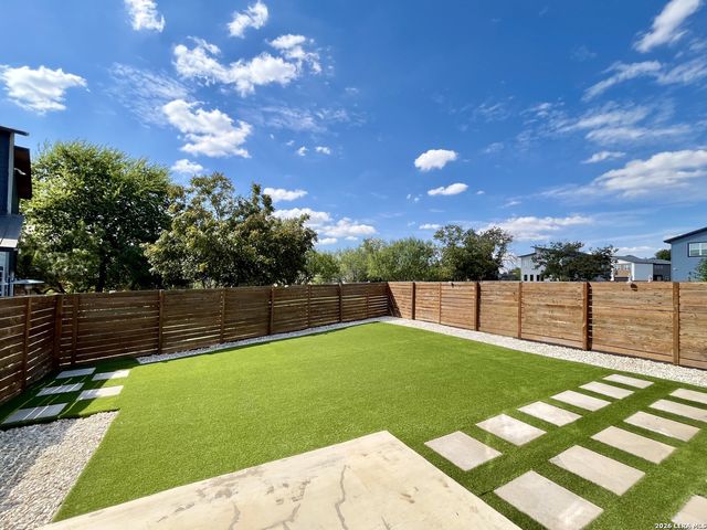 10714 Pharaoh Run, San Antonio, TX 78254