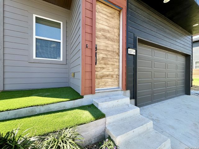 10714 Pharaoh Run, San Antonio, TX 78254