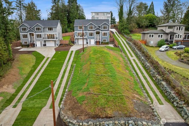 7879 S 132 Street, Seattle, WA 98178