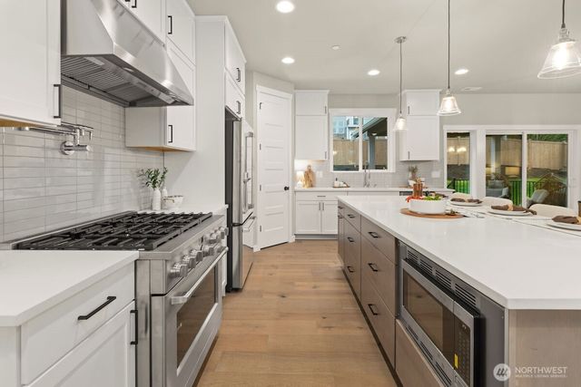 7879 S 132 Street, Seattle, WA 98178