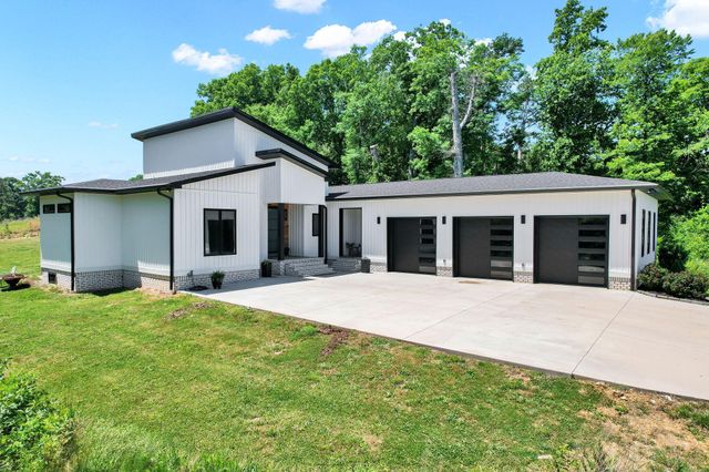 309 County Road 197, Athens, TN 37303