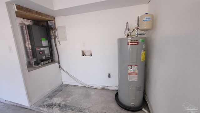 846 Esconditas Pl, Pensacola, FL 32506