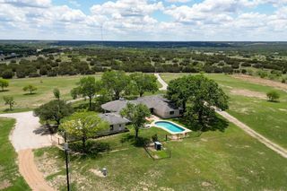 614 County Road 207, Burnet, TX 78611