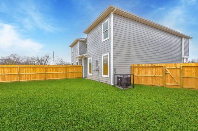 4803 Dig Dug Lane A, Houston, TX 77048