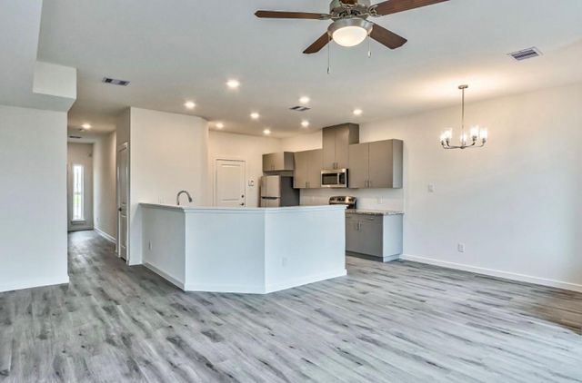 4803 Dig Dug Lane A, Houston, TX 77048