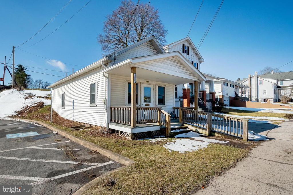Image 1 of property listing at 128 MAIN ST, Grantsville, MD 21536
