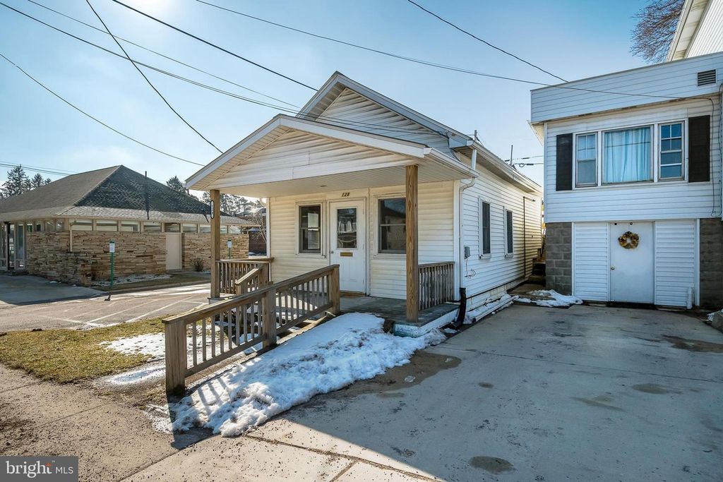 Image 2 of property listing at 128 MAIN ST, Grantsville, MD 21536