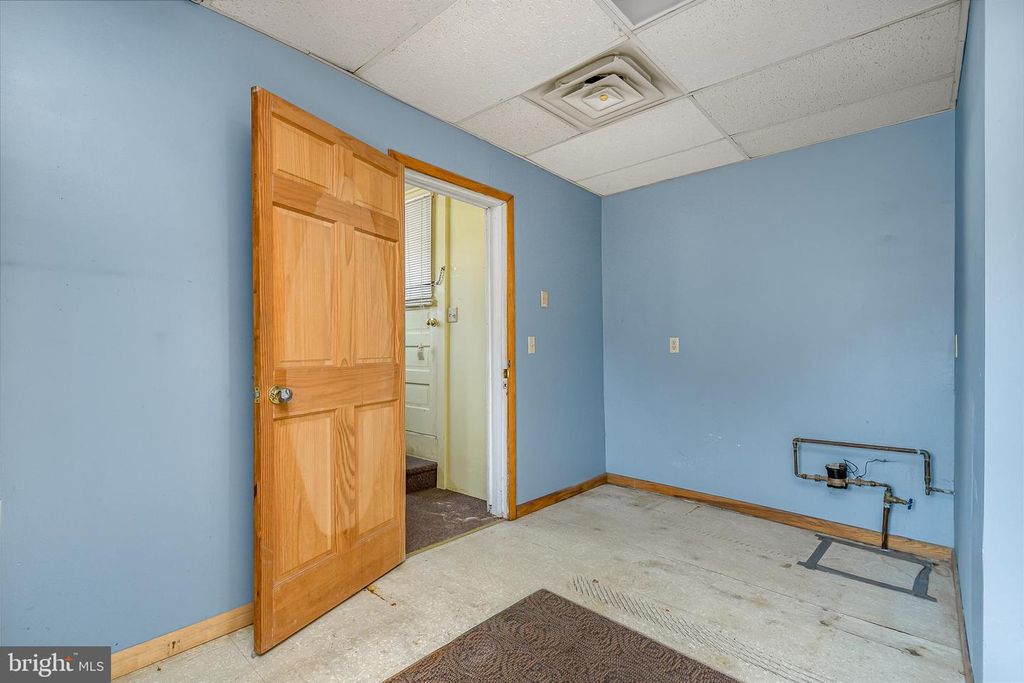 Image 9 of property listing at 128 MAIN ST, Grantsville, MD 21536