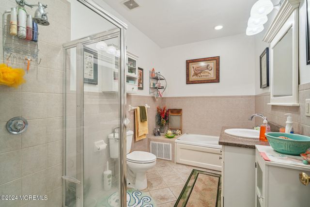 716 Cookman Avenue 201, Asbury Park, NJ 07712