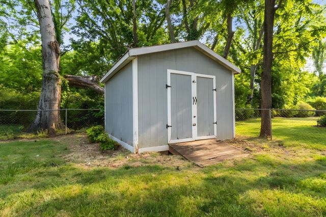 424 Irongate Blvd, Murfreesboro, TN 37129