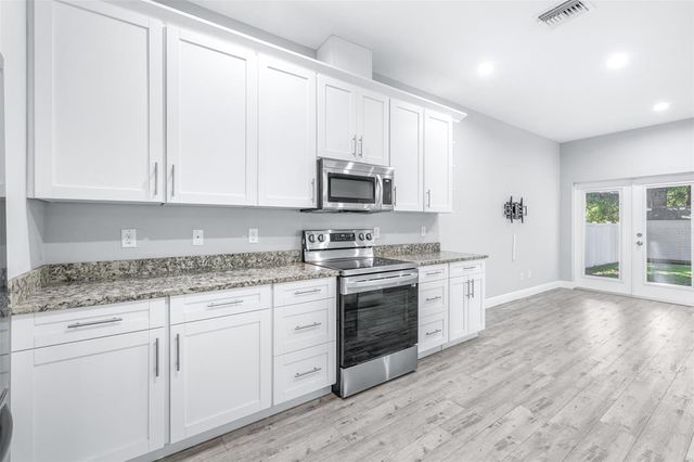 1505 E NORTH BAY STREET, Tampa, FL 33610