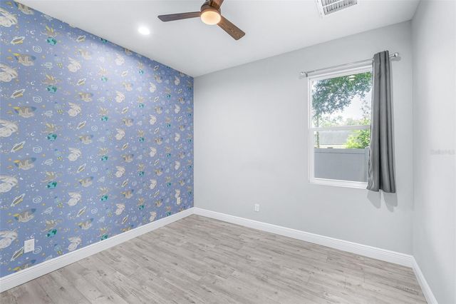 1505 E NORTH BAY STREET, Tampa, FL 33610