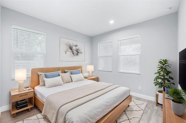 1505 E NORTH BAY STREET, Tampa, FL 33610