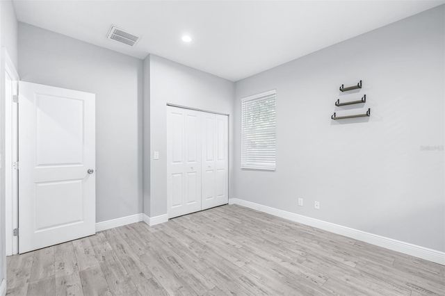 1505 E NORTH BAY STREET, Tampa, FL 33610