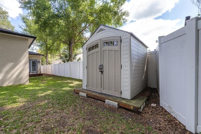 1505 E NORTH BAY STREET, Tampa, FL 33610