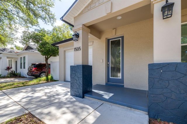 1505 E NORTH BAY STREET, Tampa, FL 33610