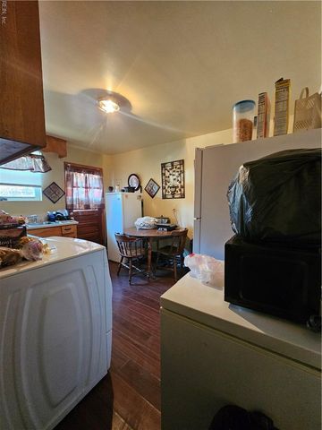 2017 Pond LN, Chesapeake, VA 23324