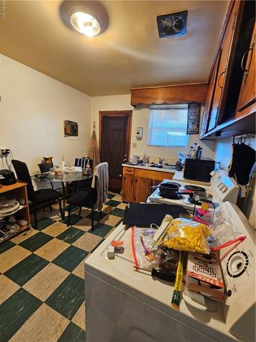 2017 Pond LN, Chesapeake, VA 23324