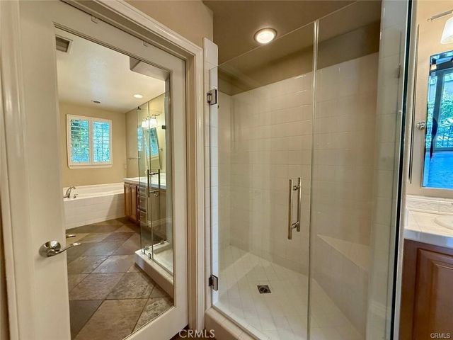 1 Stonegate, Irvine, CA 92602