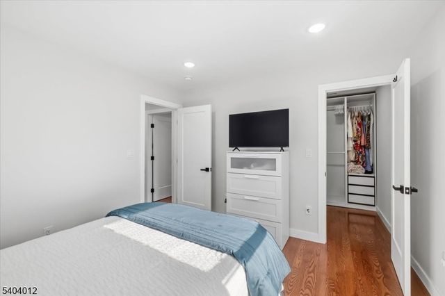 16 Cedar Pl, Hawthorne Boro, NJ 07506