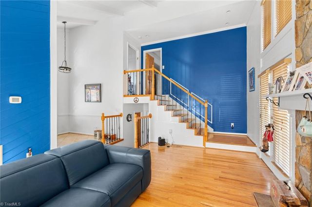 1884 Stonewood Drive, Winston-salem, NC 27103