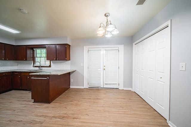 4 Clausen Drive, Columbus, GA 31907